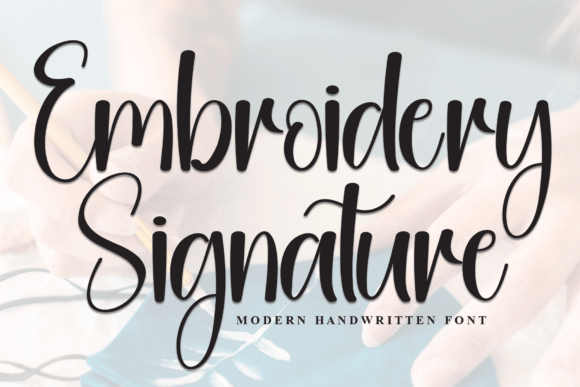 Embroidery Signature Review: A Handwritten Font for Stitching